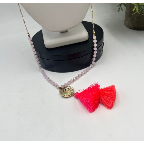 Lilly Pulitzer Gold‎ Pave Shell Pink Beaded Vibrant Bright Tassel Long Necklace - Picture 2 of 10